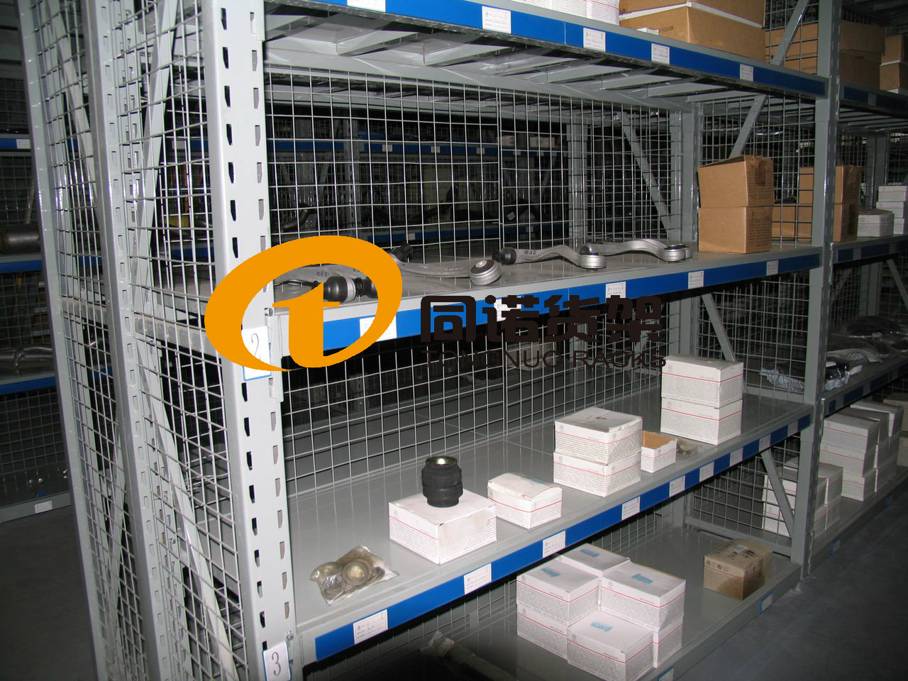 ����������؛��������؛������B��؛����������؛��